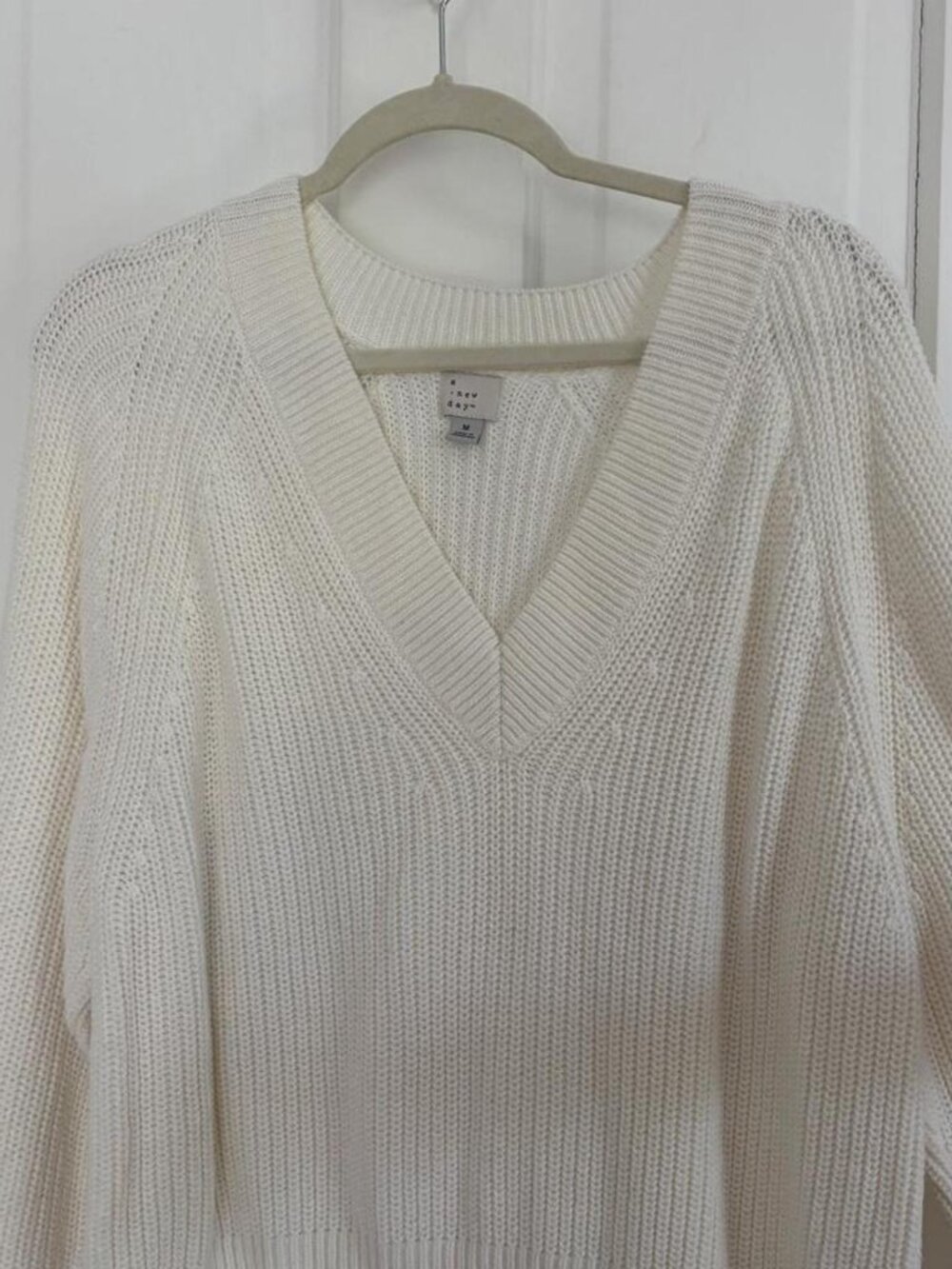 New Day Cream Ivory Chunky Knit V Neck Sweater